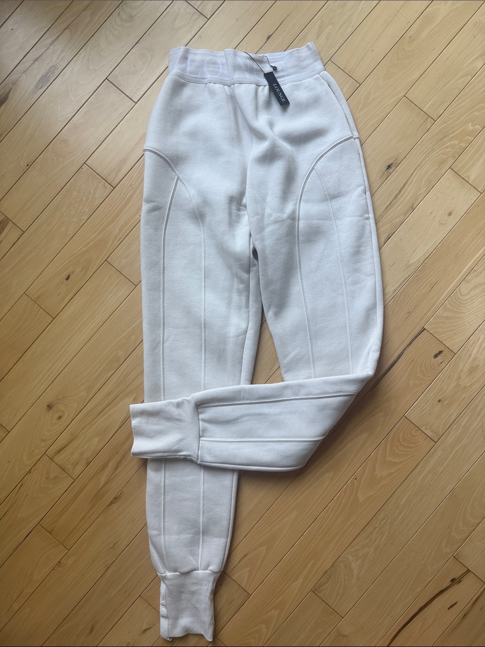 LOUNGE Women's Cream Quilted Jogger Pants